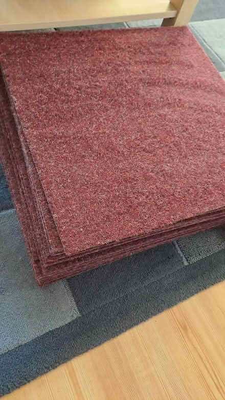 Photo of free 21x 50x50 cm carpet tiles burgundy mauve (Dodleston CH4) #1