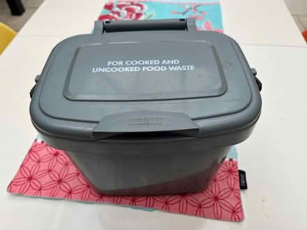 Photo of free Food waste caddy (Cambridge GL2) #1