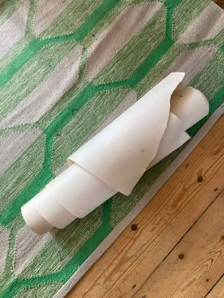 Photo of free Lining wallpaper for crafts (Seven sisters near overground) #2