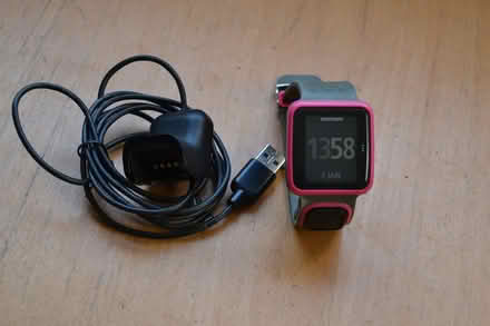 Photo of free Tomtom Runner watch (pink trim on strap) (Glenrothes KY7) #1