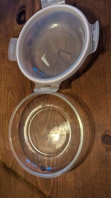 Photo of free 2-part bowl (RG24 Old Basing) #2