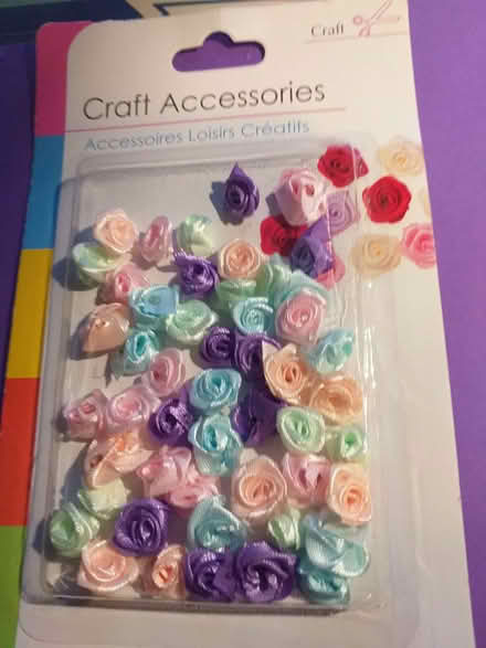 Photo of free Craft accessories (AB10) #1