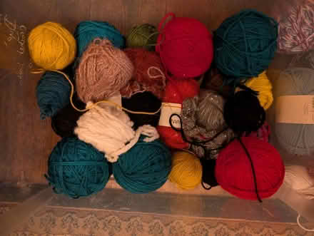 Photo of free Assorted acrylic yarn (Pilling PR3) #2