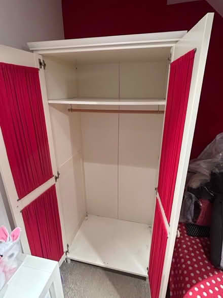 Photo of free Cream Coloured Single Wardrobe (Portslade) #2