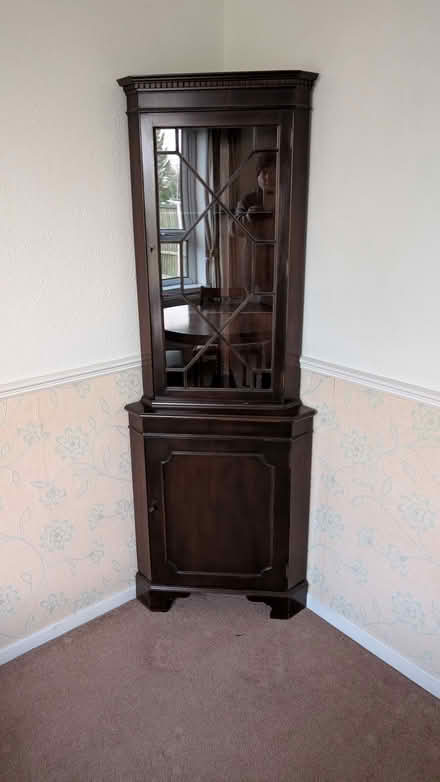 Photo of free corner unit (leicester LE2 eme) #1