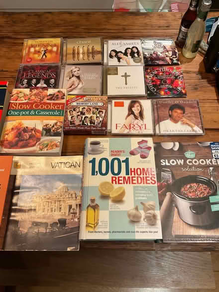 Photo of free Job lot books and cds (Chalfont St Peter SL9) #2