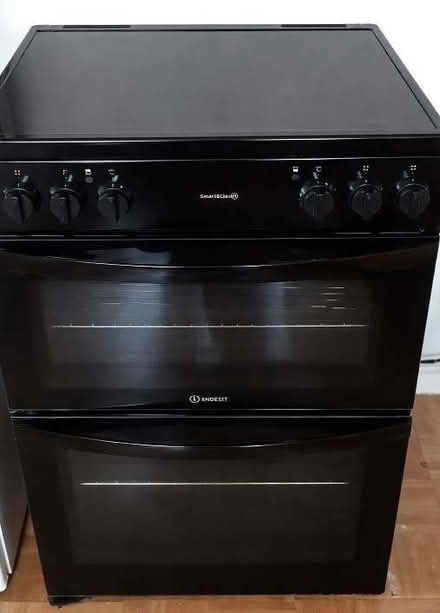 Photo of free Indesit ceramic electric cooker with double oven (Blackheath SE3) #1