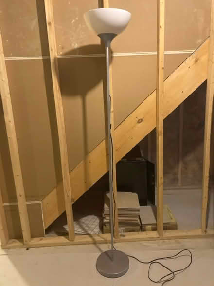 Photo of free Standing lamp (Kennedy/16th in Markham) #1