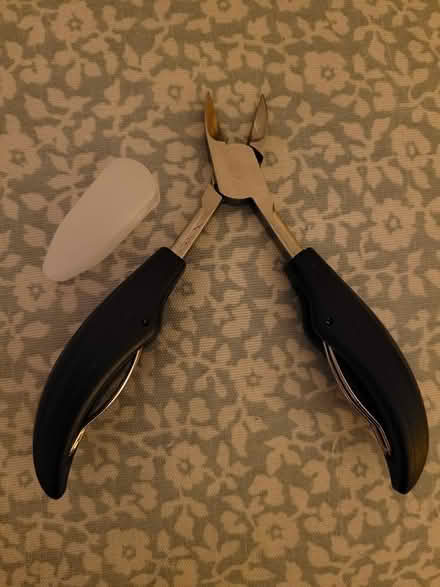 Photo of free Nail Clippers with Cover (Los Altos Hills, CA) #1