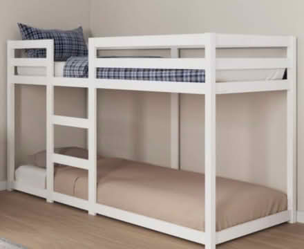 Photo of free bunk bed (St James's Park SW1H) #2