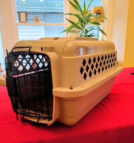 Photo of free Pet Carrier - Great Condition (Wallingford (Good Shepherd)) #1
