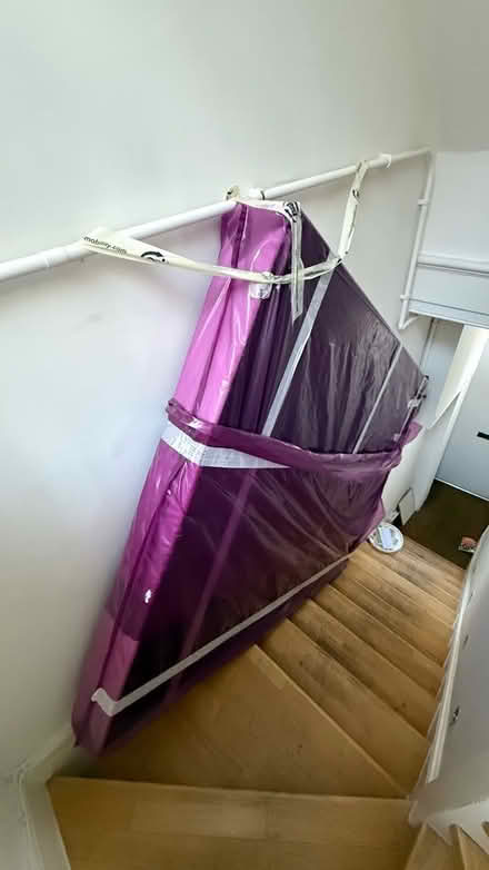 Photo of free Bed base (Barnsbury N1) #2