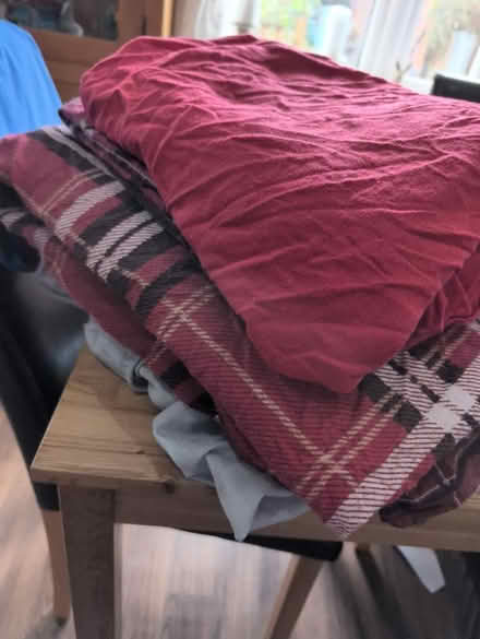 Photo of free Single bedding (yapton) #2