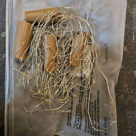 Photo of free 4 sets of bottle lights (Ryhill WF4) #1