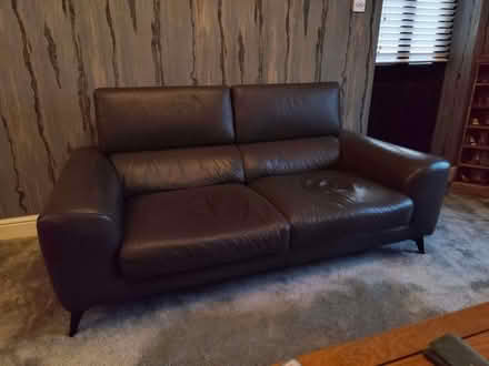 Photo of free Sofa (Rayleigh SS6) #3
