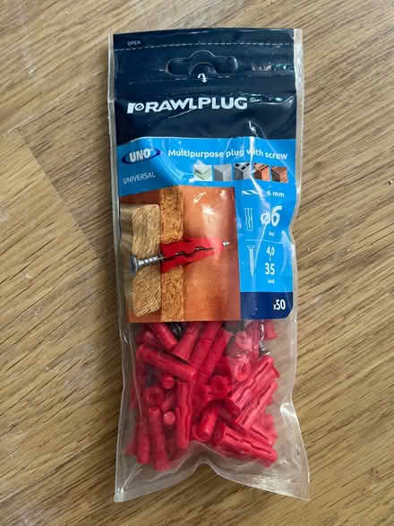 Photo of free rawlplugs + screws (Botley OX2) #1
