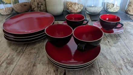 Photo of free John Rocha Pico Red stoneware dinner set (Queens Park MK40) #4