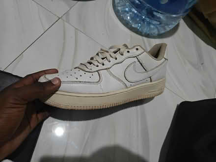 Photo of free Trousers, snikers (Ubungo maziwa) #2