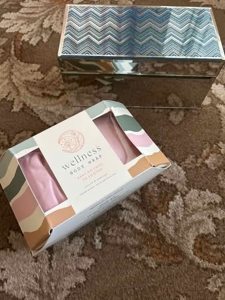 Photo of free Brand New jewellery box & heat wrap (Highams Park E4) #1