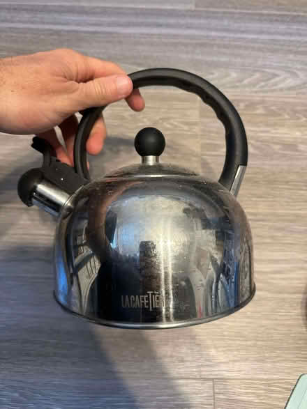 Photo of free various kitchen items (Ravenscourt Park W6) #2