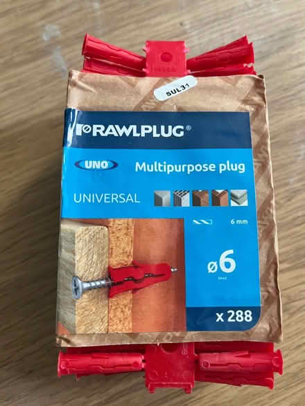 Photo of free rawlplugs (Botley OX2) #1