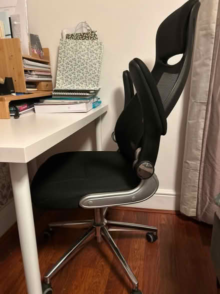 Photo of free Desk chair (Warwick Avenue/Maida Vale W9) #1