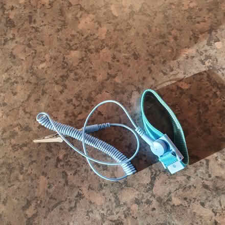 Photo of free Stop static thingy (DE21) #1