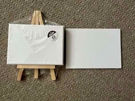Photo of free Small canvases (Cambridge GL2) #1