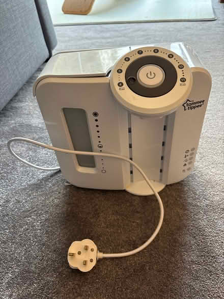 Photo of free Tommee Tippee perfect prep machine (Sk87lp) #2