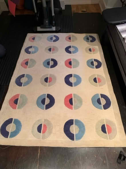 Photo of free Rug 100% Wool (Alexandra Palace N22) #1