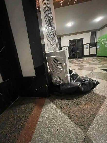 Photo of free Double sided fan (Astoria, NY) #2