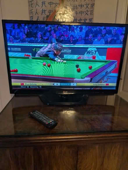 Photo of free LG 28" tv (Chipping Norton OX7) #1