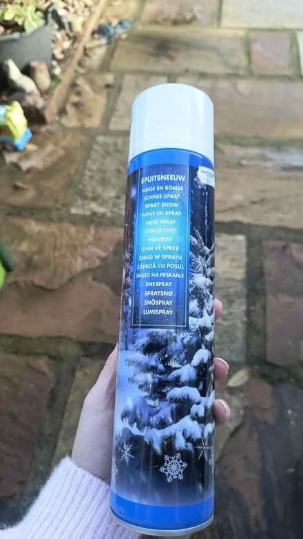 Photo of free Spray snow (CM11) #1