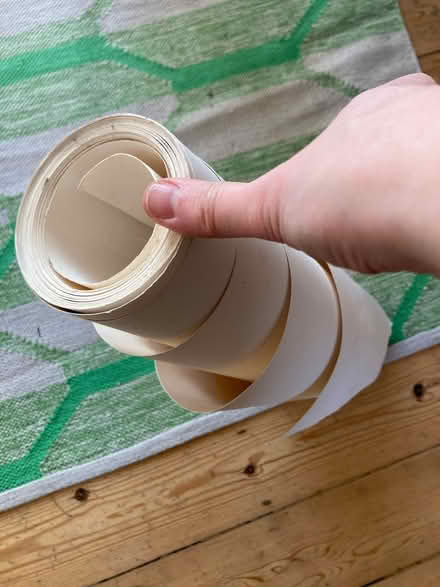 Photo of free Lining wallpaper for crafts (Seven sisters near overground) #1