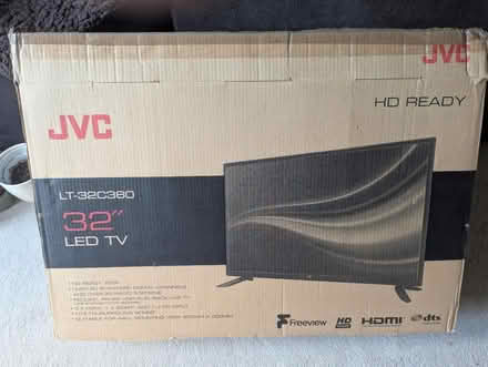 Photo of free 32" 720p TV (Cheswick Village) #1