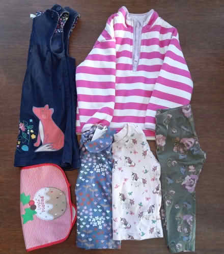 Photo of free 18-24 mths girls clothes (Twyford RG10) #1