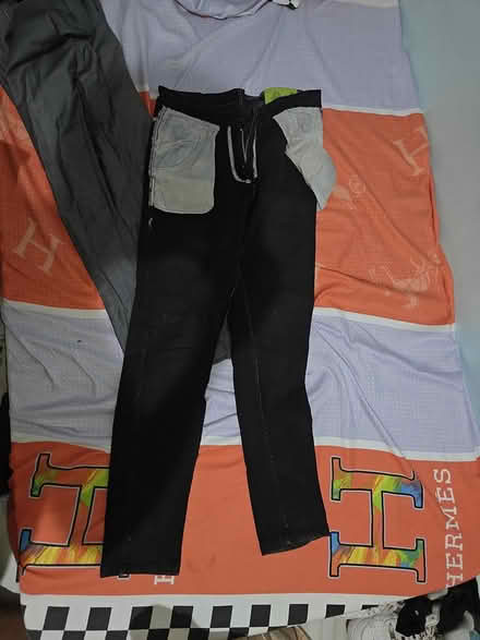 Photo of free Trousers, snikers (Ubungo maziwa) #3