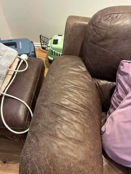 Photo of free used 2 seater leather sofa (Mill Hill, Copthall NW7) #2