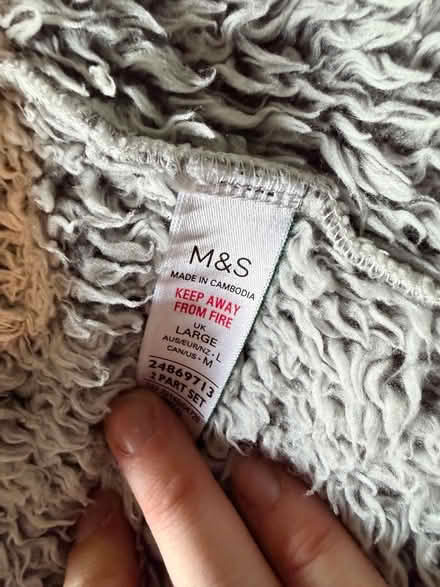 Photo of free Dressing gown (Colliers wood CR4) #3