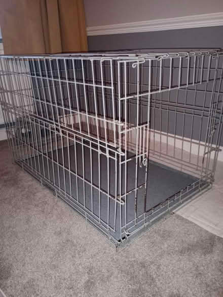Photo of free XL dog crate (Tilehurst, Reading) #1
