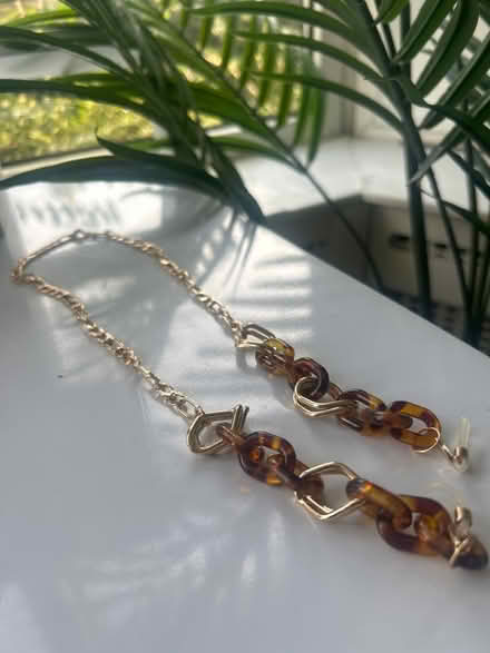 Photo of free Glasses chain (SW4) #1