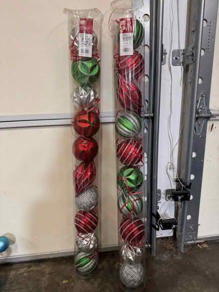 Photo of free Shatter resistant ornaments (NE Vienna) #1