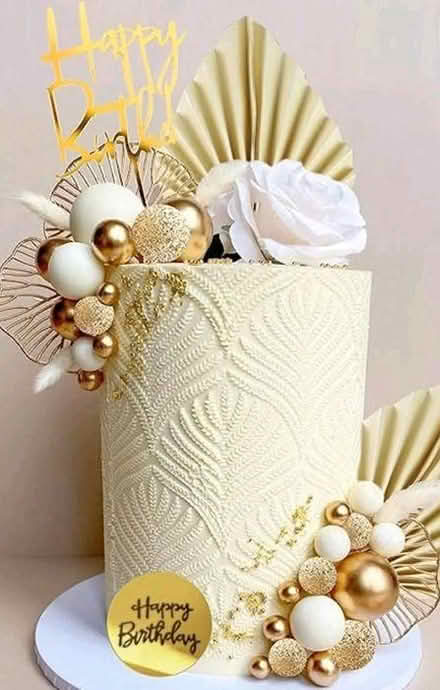 Photo of free Cake Topper (Roby L36) #1