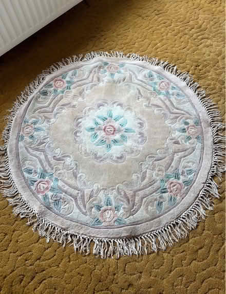 Photo of free Round rug (WA15 (Hale)) #3