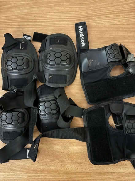 Photo of free knee wrist elbow guards (Bramcote Hills NG9) #1