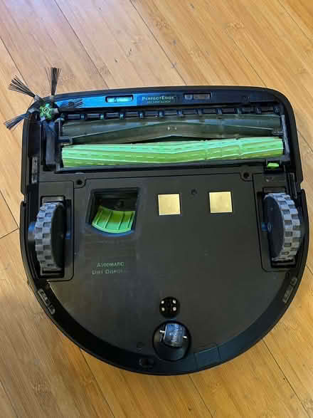 Photo of free Roomba S9+ with broken Dock (Belmont) #3