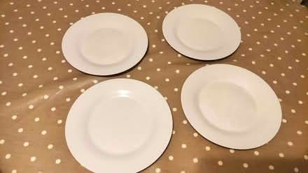 Photo of free White dinner plates x 4 (Chislehurst BR7) #1