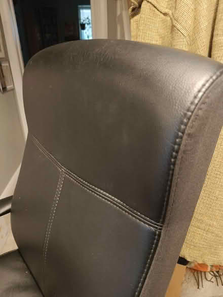 Photo of free Office swivel chair with adjustable height (Hill Head PO14) #3