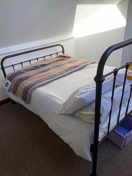 Photo of free Double Bed (pick up today!) (Lower Clapton E5) #1