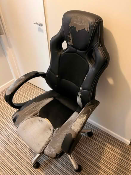 Photo of free Office / Gaming Chair, needs TLC (BH17 9AF) #1